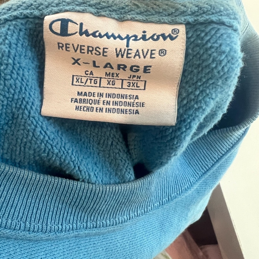 Cropped champion sweatshirt - Picture 2 of 3